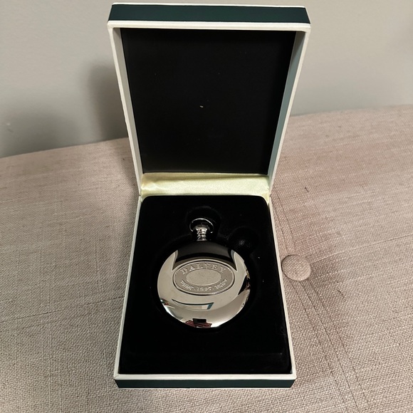 Silver Compass with Map Design - Picture 3 of 4